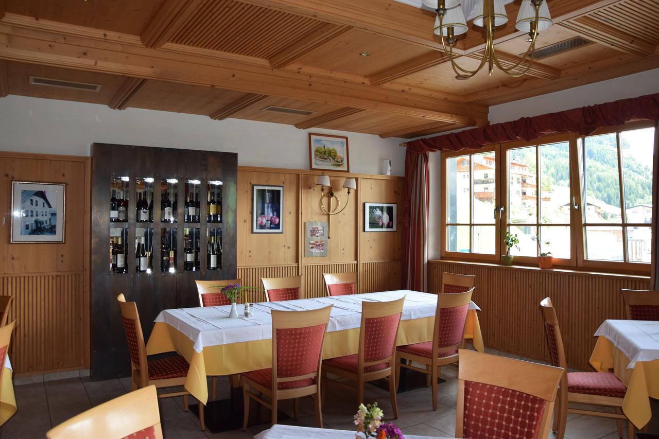 Gasthaus Zum Weissen Kreuz Lazfons 외부 사진